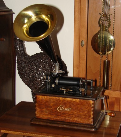 Edison Standard phonograph 2 and 4 min., 1909